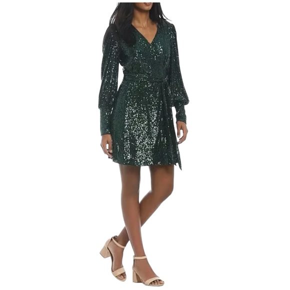 Gianni Bini Long Blouson Sleeve Wrap Mini Dress Red Sequin - Picture 8 of 8